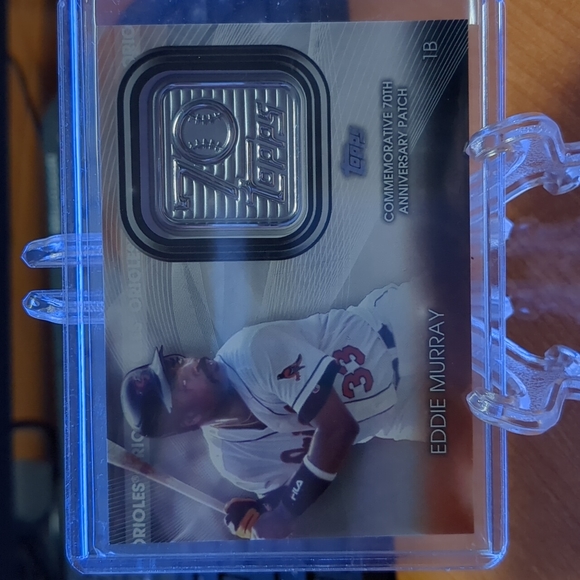 Lot - 2021 Topps 70th Anniversary Logo Patch - Picture 3 of 6